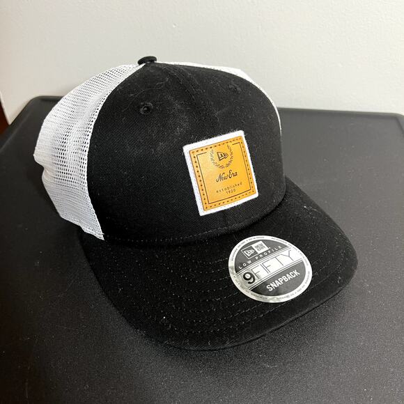 NWT New Era Baseball Hat - Picture 1 of 4